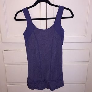 Lululemon top with built-in bra